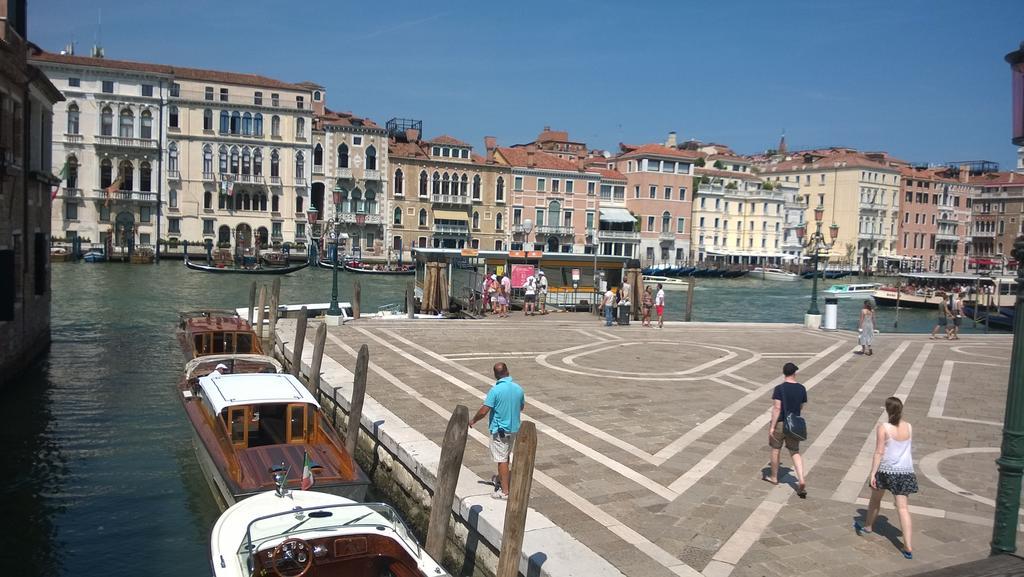 In Venice Back To San Marco Tourist Apartment Exterior foto