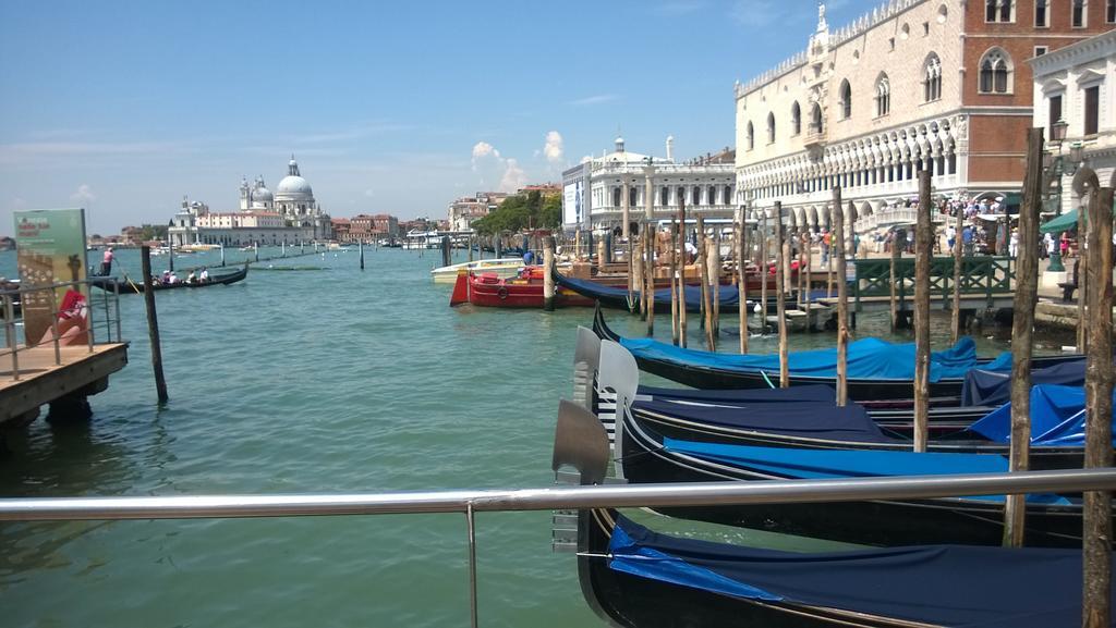 In Venice Back To San Marco Tourist Apartment Exterior foto